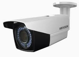 CÁMARA BULLET TURBO HD 1 MP / 2.8 MM - 12 MM / 720P / LENTE VARIFOCAL / IR 40 MTS / EXTERIOR IP66 / WDR / SMART IR/ ICR 42 IR LEDS